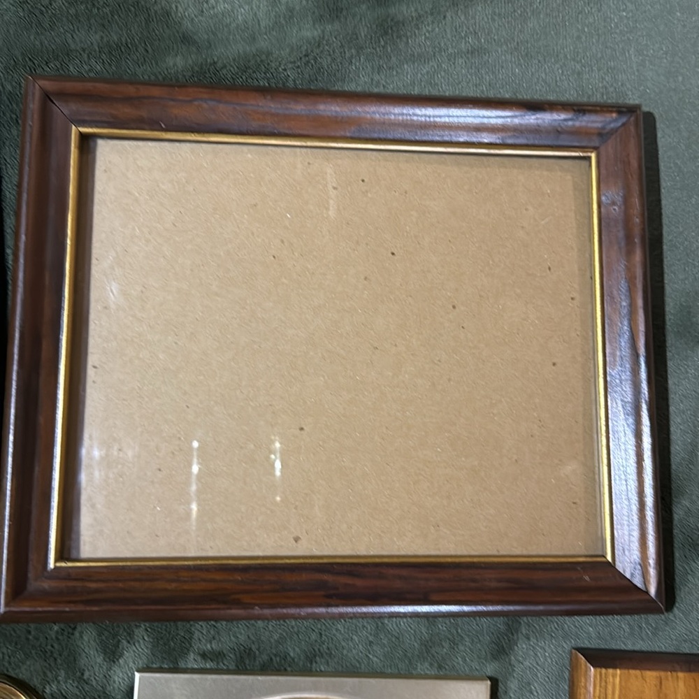 Six pictures frames. - Picture 4 of 6